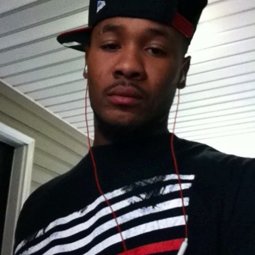 YaGirl_House's profile picture. Im Really That Nigga So Jus Hit That ButtonN Follow #teamIphone4 #teamFollowback #teamIskate #TrueCancer♋ #teamFuckwhatyuheard