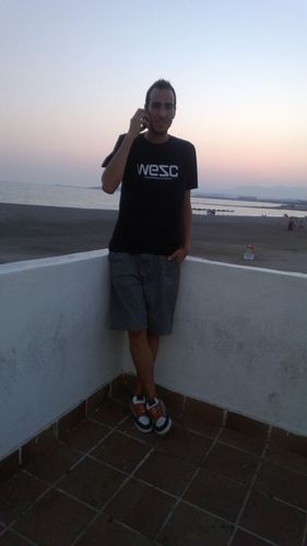 RubiLargo's profile picture. 