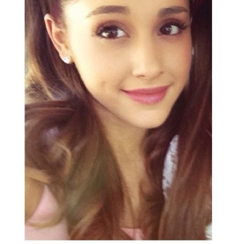 Free follow, follow @maralivesonce please (: 3