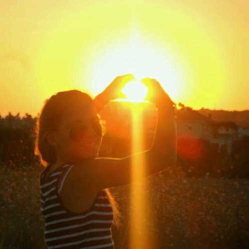 friends & family | dancing | вєℓιєвєя | O412'| Snapchat; xkisschloe | |young&yolooo | bestfriends 'till the end! iloveyouso xoYaraa |