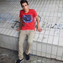 Follow moi j'te follow back :D