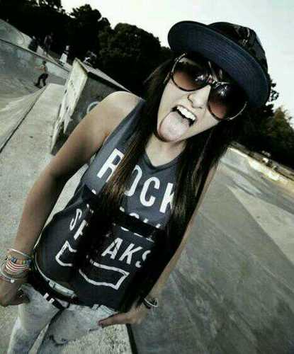 SamRebyl's profile picture. In the band Rebyl Six w/ Pheobe, Maddi, Jason, Danny and Nathan ! YAYAA I love my Rebyls !! x