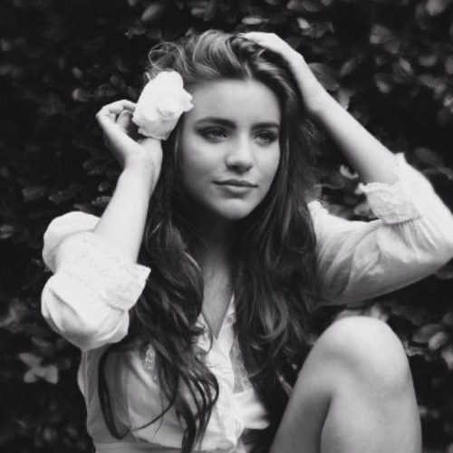 Never give up. [THG~RP] [Single.]