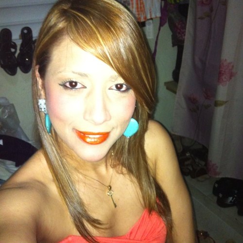 Dra: en odontología,..Una hija ejemplar,la menor de 3 hermanos, tia d h5 hermosos sobrinos,Prometida de RG.,siempre voy detras de lo siento, fans #1de Dios☺☀