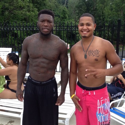 Ronny_0o3's profile picture. Confidence is the key to all locks! 
#striveforgreatness
What's life w/o taking risks?

Domincan Born and Raised