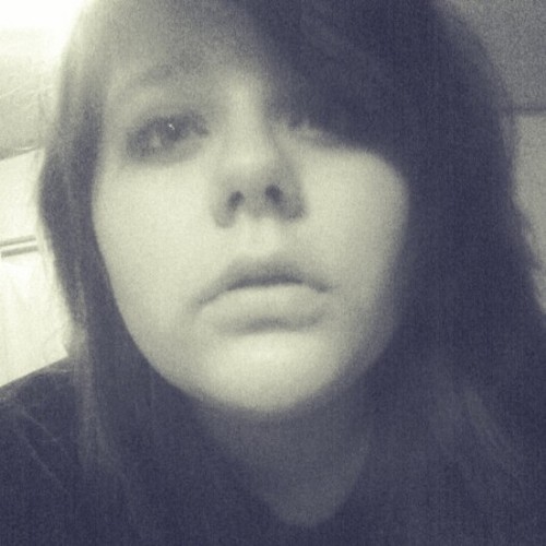 Lacie|British.Irish.German&French|KurtCobain&MarilynMonroe|FrancesBean|Grunge|Tea|Cats|Insta:Lacie_Letdown|•2.20.12•|
