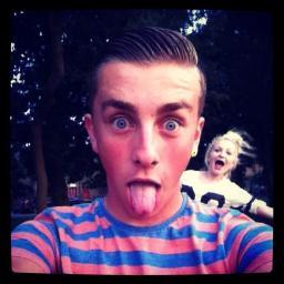http://t.co/T56y4B858s
http://t.co/9tlAOW3MGF
I love my girlfriend 3