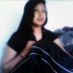 Hiii :) yeah i dont really know much to say but follow me and ill follow back no lies, Follow me on instagram :$ deekaylovescookies