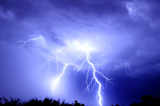 Az_Skies_Photo's profile picture. Photographer in Southern Arizona. Follow me here, Instagram, Flickr, and Model Mayhem. Love the challenge of making a shot happen.