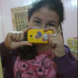 Amo pizza,musica eletrônica,sou directioner...