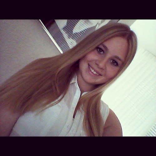 xROMYY's profile picture. One day you’ll realise just how much you’ve grown, how far you’ve come & that you’re living for yourself & no one else.