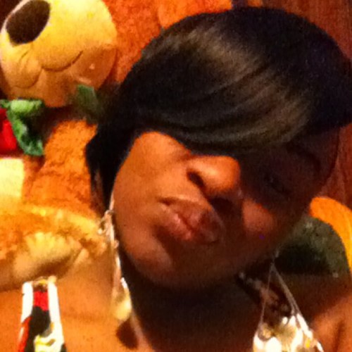 IM A MOTHER OF 3..TRYING TO MAKE A BETTER LIFE & A SOLID FOUNDATION FOR MY LIL FAMILY..IM YOUNG,AMBITIOUS, & DETERMINED..ROLL WOTH ME OR GET ROLLED ON..MUUUUAH!