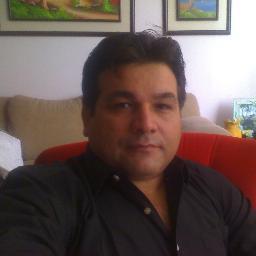 venezolano, trabajador, amigo sincero, amante de la democracia y la libertad en toda su expresión formas y aplicaciones.
