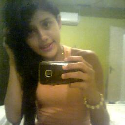 Me ensinaram a persistir e insistir, mas aprendi comigo mesmo que nunca devo desistir.