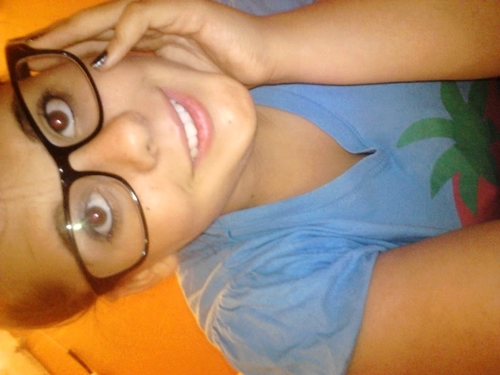 Hello! | follow me and i follow back:) | i'm 14 years old :$ | #szjg, #EgyRopiNaplója |