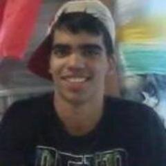 ♥ JS - ZS ♥ Linkin Park, Metallica, Raimundos. SCCP - L.H.P.
17 anos, jogo bola, estudo, namoro quando posso, nada mais u.u
#LUTO 06-03-13 Chorão Eterno