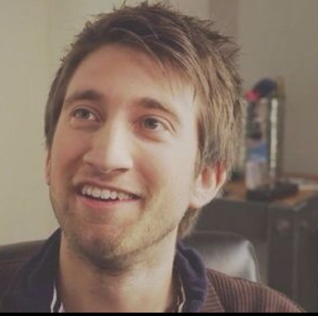 DizzyGavin's profile picture. I like pizza and pepsi. I hate wet bread and the colour yellow. {RP|Single} #YouTubeRPG