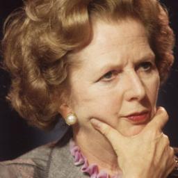 SocialismTips's profile picture. Explaining socialism to dummies... so basically explaining socialism to socialists...