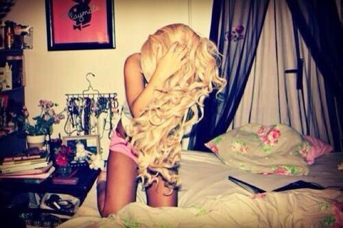 for blondes; a blonde girl owns this account, new account. help me get my followers. est 7•29•13