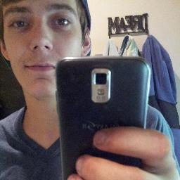 NotEricClark's profile picture. Electrician ◬ Twenty-Two ◬ Good Music ◬ Good Vibes ◬ Good People.