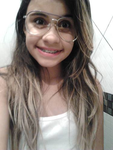 1_Mayy_Louca's profile picture. Segue aai Galeraa Twitter novo :/ , siigo de volta .