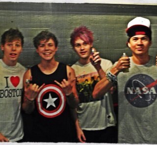 Just 3 girls who dedicate their lives to 4 boys. And we love chocolate milk. We follow back :) 0/4