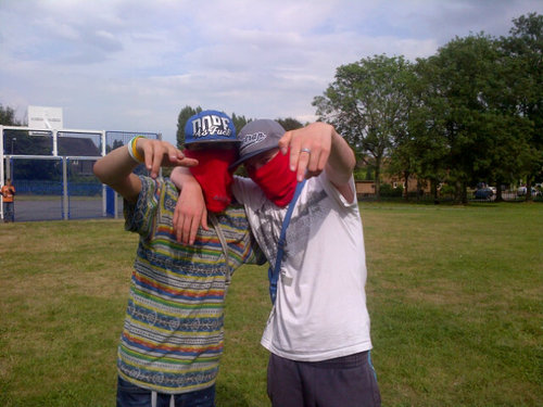 My name is josh I'm 15 always up for a chat