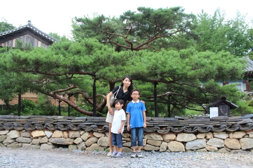 hicetnuc27's profile picture. 