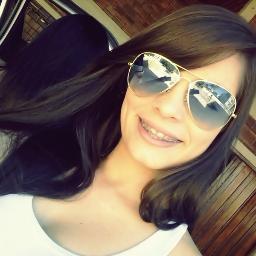 Graduando Enfermagem na UEPB.
Eu quero ser uma mulher sábia, experiente, segura; mas não posso deixar de pedir a Deus que me faça cada dia mais menina . C=