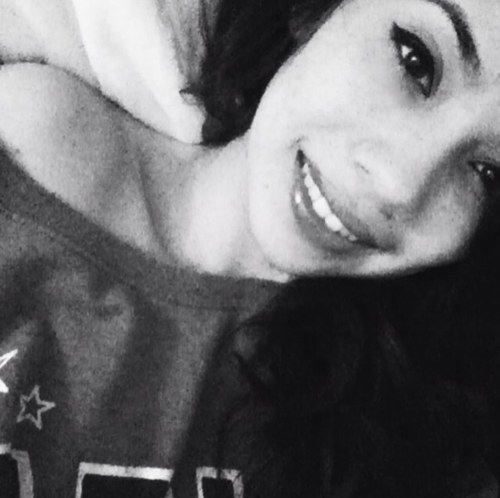 This is my 2nd account, for when i hit tweet limit, main account is @_chelxo