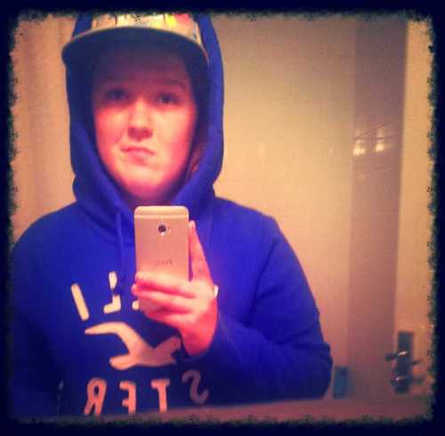 aj_alp's profile picture. my love is strong for u xxx