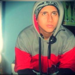 Hincha a muerte de @Universitario  *Sígueme y te Sigo*