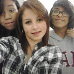 Aline Morais, 16 anos, Geminiana, Chata, Ciumenta, Humilde :) // segue ? rs *-*'