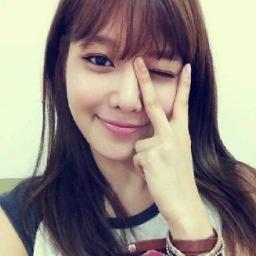 @YourDestinyRP  Call me Sooyoung. Fun to hang around with | Single | In another world