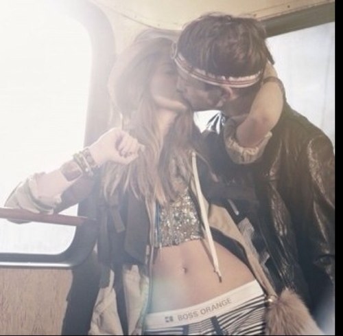 I'm a hipster that's crazy in love with her boyfriend, what more do you need to know?