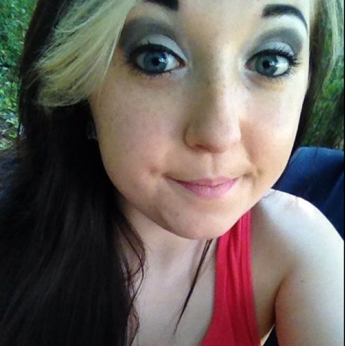 kendramia007's profile picture. Im Kendra, and 17 years old! I am in cosmetology, and i am an artist.