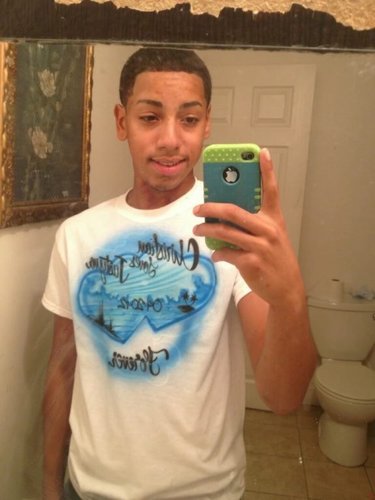 age;17 #SelfMade #Teamleader # #teamFollowBck # #™CirocBoys you lost ?' Follow me or swallow me !