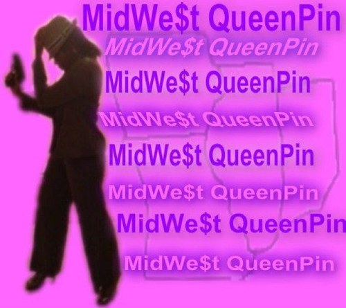 It took time but finally THE WORLD IZ MINE!!! the rewards of a HU$TLA stuck in the grind. The book is #MIDWESTQUEENPIN by #GERALDGOTTI PRODUCTIONS&PUBLICATIONS