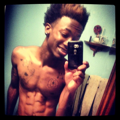 Whaats Understood Doesnt Has To Be Explained . |• Follow my Twifey @ximconceited|
