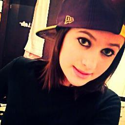 Libra , Corintiana , 13 anos , Pai & Mae ♥, Chocolate , ciumenta , filme , estressada , amigos sz