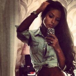 A veces no es la sonrisa que alegra tu día, sino quien la causa...♥