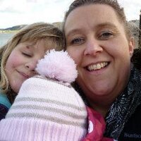 sue (@suesumb) 's Twitter Profile