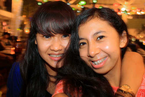 veeynafitrianii's profile picture. 