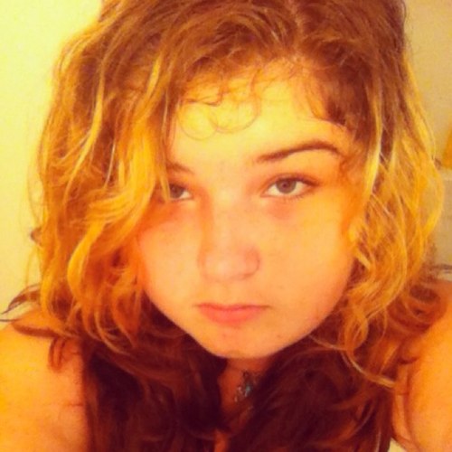 Kottonkandikush's profile picture. Pierce the Veil and sleeping with sirens are my life follow me please:] if vic fuentes or kellin quinn followed me id be happy forever