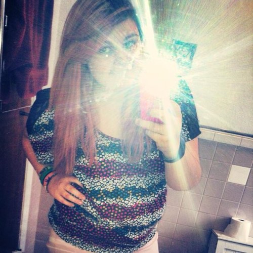 truegreen420's profile picture. 