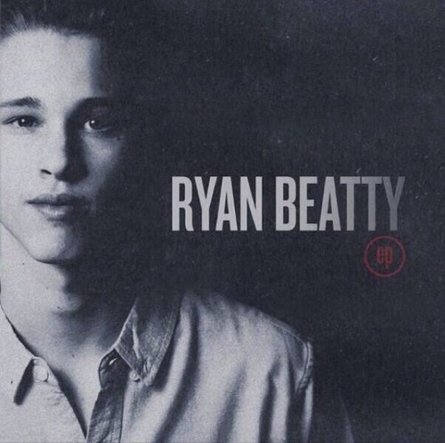 your #1 source for all dem feels. #teambeatty @thestaciabeatty and @christina_beatty