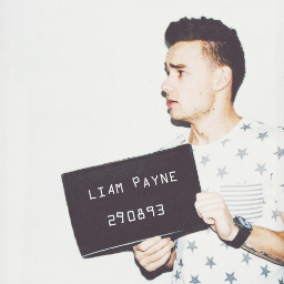 » 4 вяιтιѕн вσуѕ ѕтσℓє му нєαят αη∂ 1 ιяιѕн вσу αтє ιт «                            #ProudMuslim #OneDirection #MalaysianDirectioner !!!