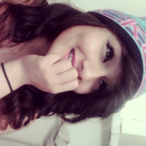 follow me? c: