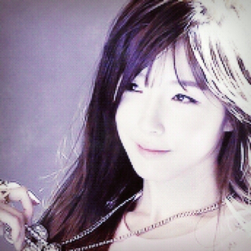 GLAM Jinhee ( robot )  
86Line   Rapper  Main Dancer
Re : 0714