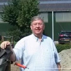 tonvern's profile picture. Many people will walk in and out of your life, but only a few will leave footprints in your heart